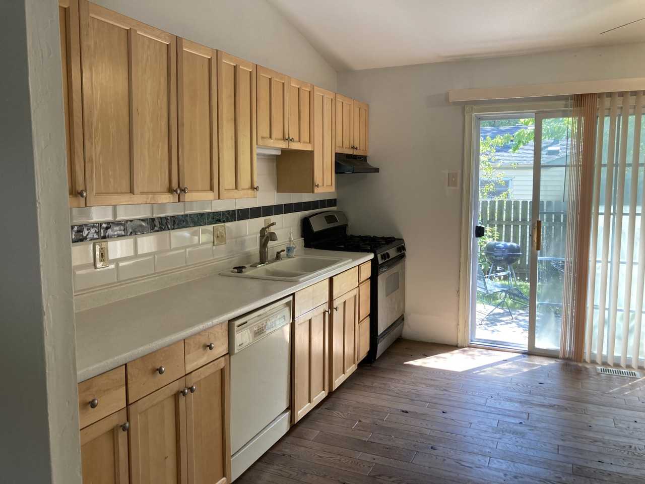 9 Jane Dr #NA - Photo 3 of 18