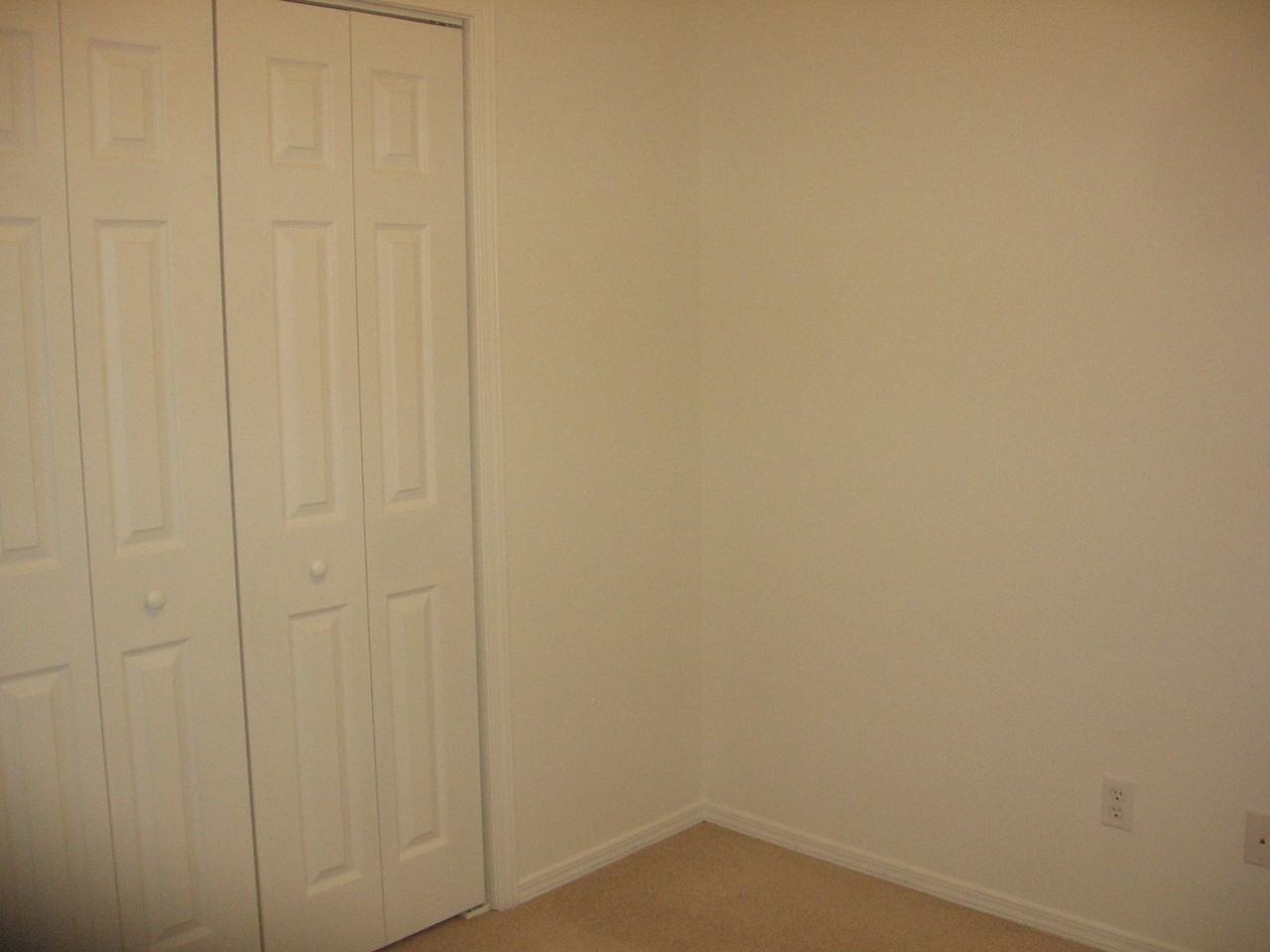 2020 Longview Rd - Photo 2 of 8