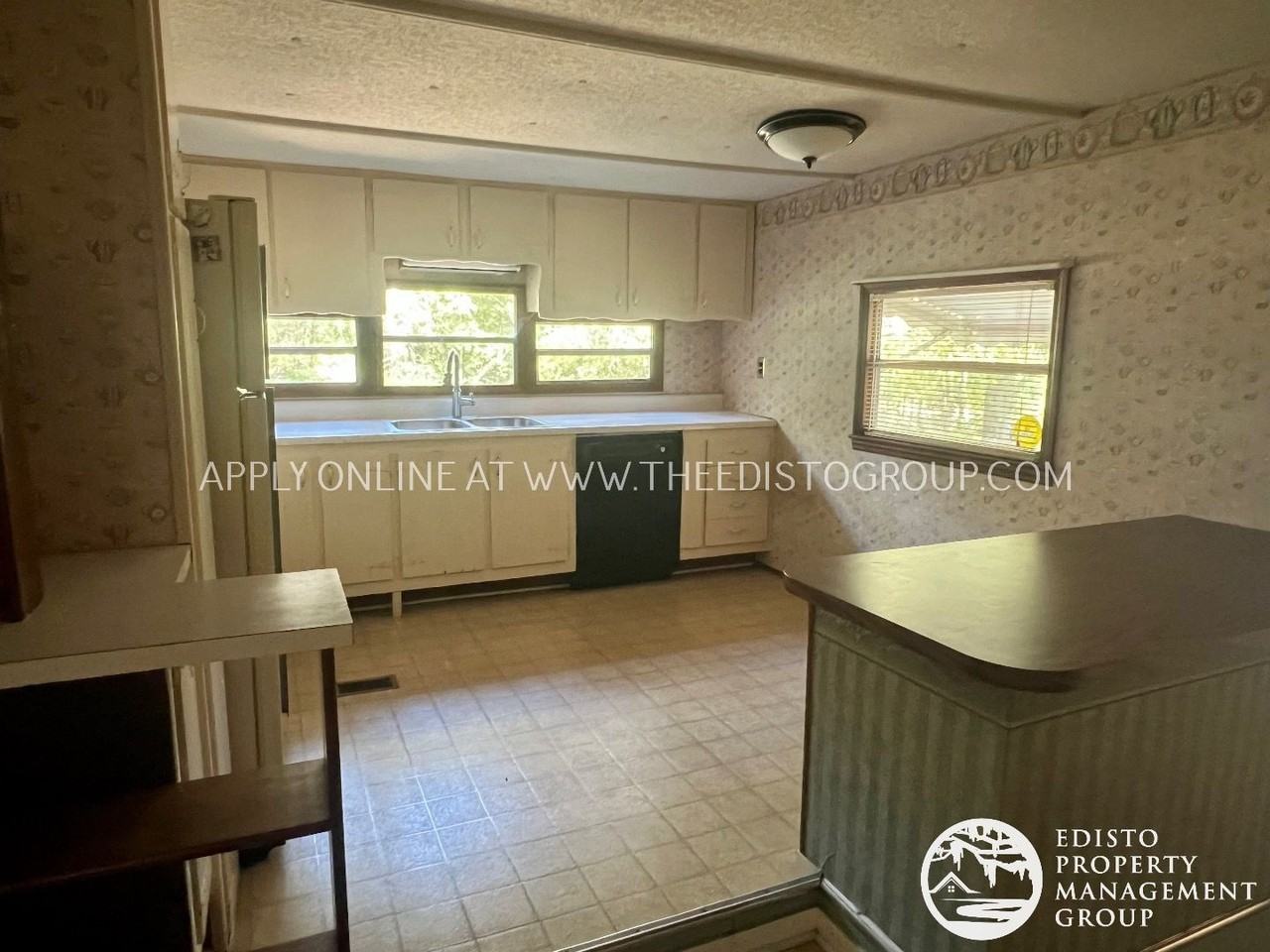 188 Wolfton Rd - Photo 3 of 18