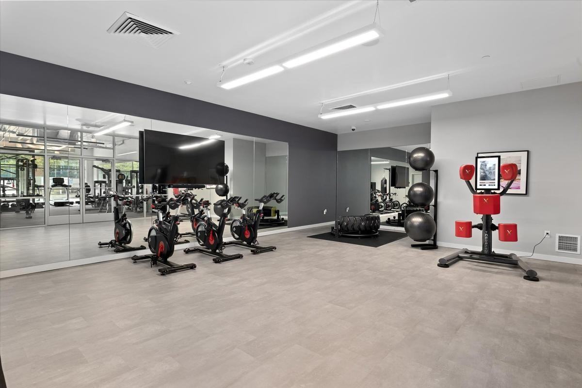 15808 Bear Creek Pkwy - Photo 5 of 26