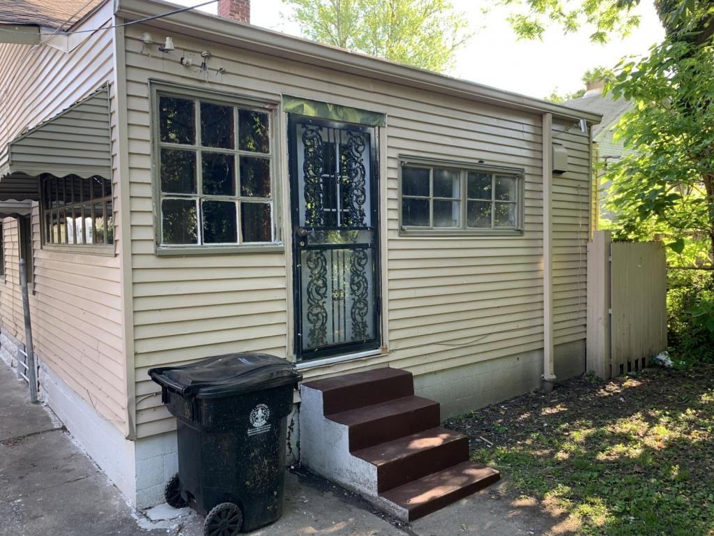 3109 Dumesnil St - Photo 4 of 24