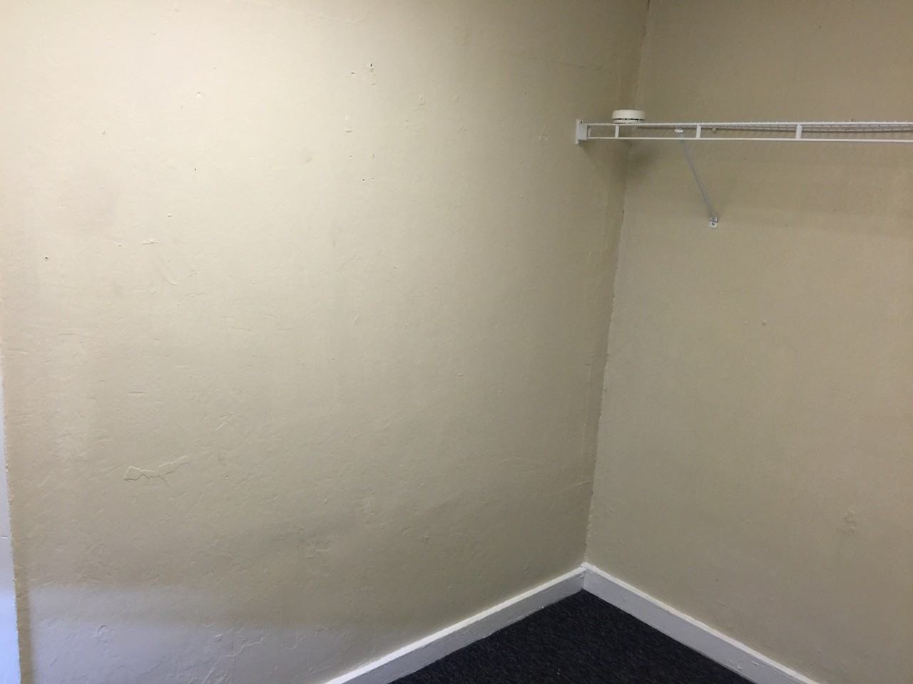 736 S. PERSHING AVENUE - Photo 2 of 12