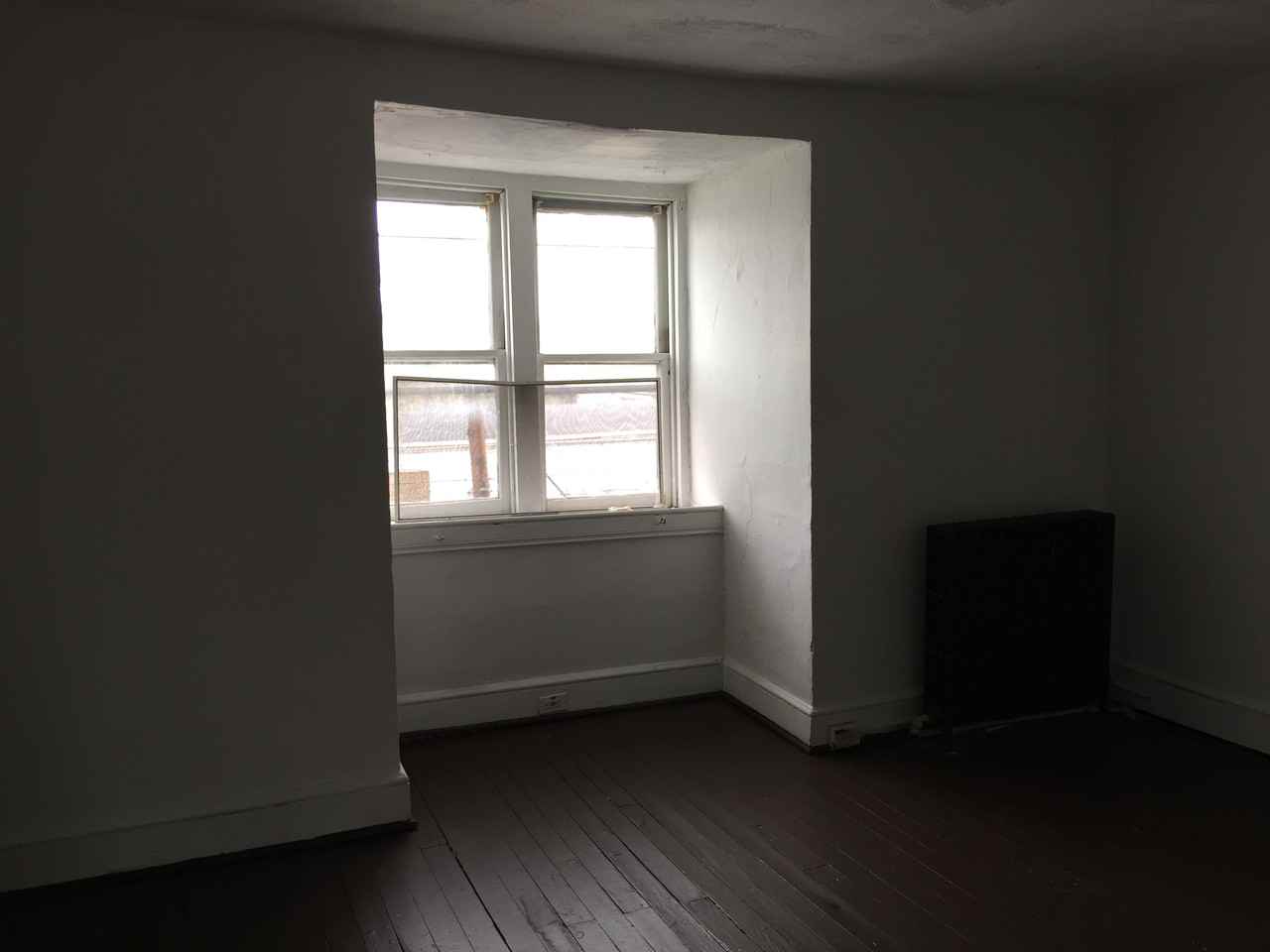 736 S. PERSHING AVENUE - Photo 3 of 12