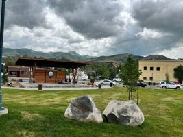 featured image of 207 S Hayes Ave