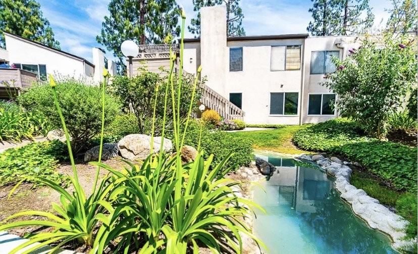 1220 Cabrillo Park Dr - Photo 2 of 9