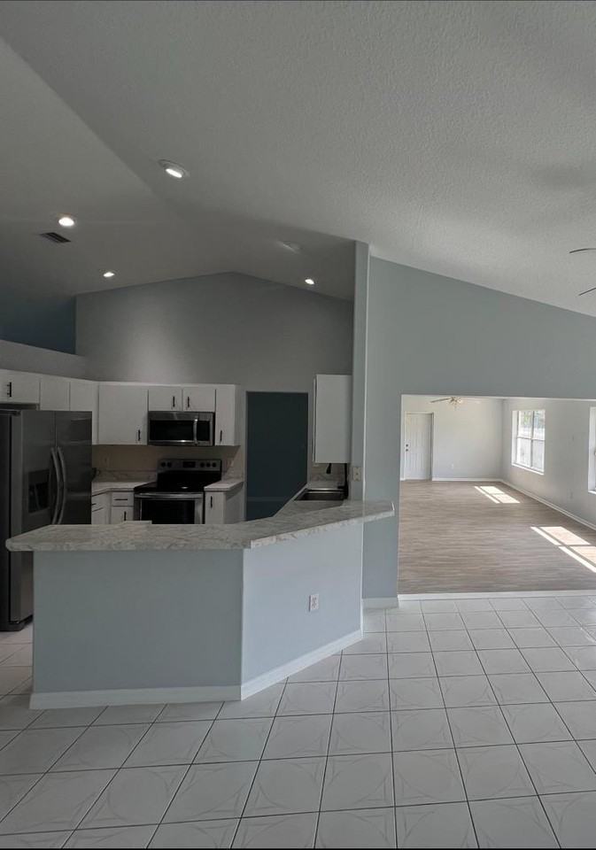 40 Wendy Ln #NA - Photo 2 of 11