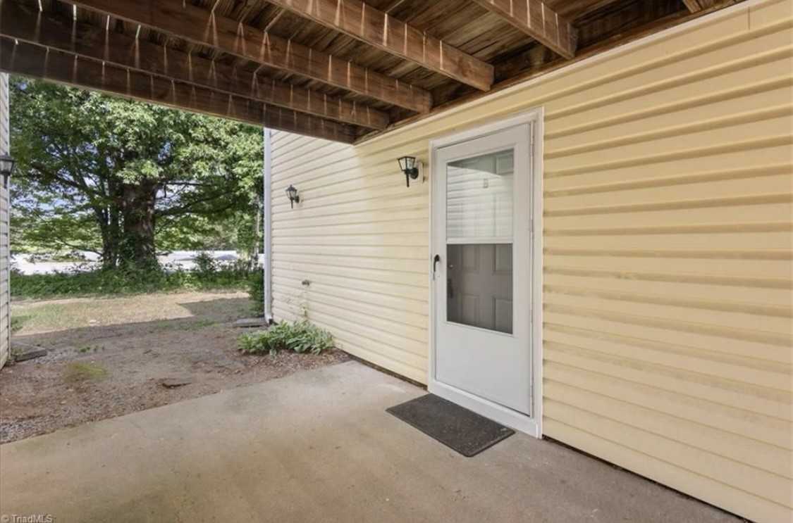 500 Mystic Dr #B - Photo 2 of 20