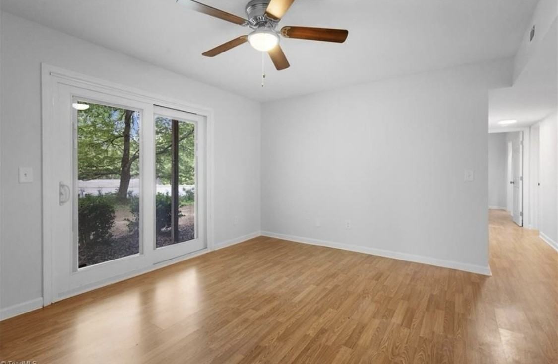 500 Mystic Dr #B - Photo 3 of 20