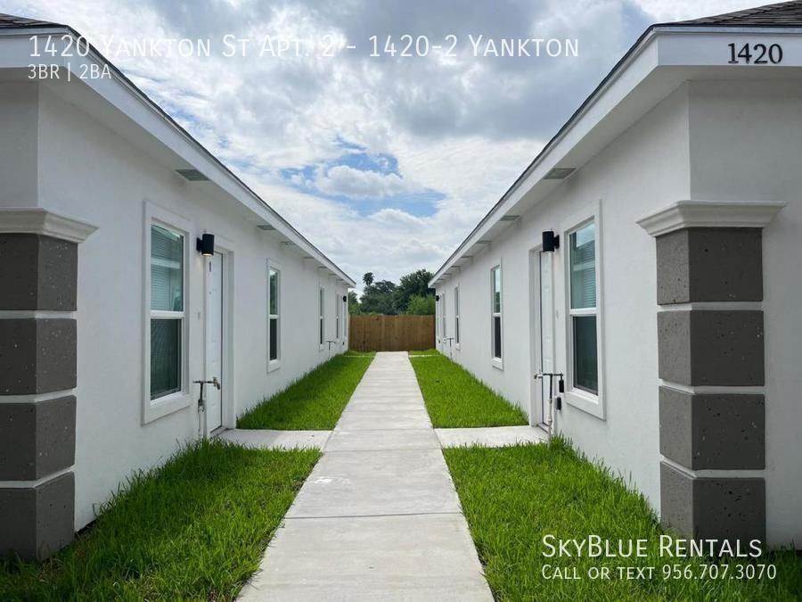 1420 S Yankton St Apt 2