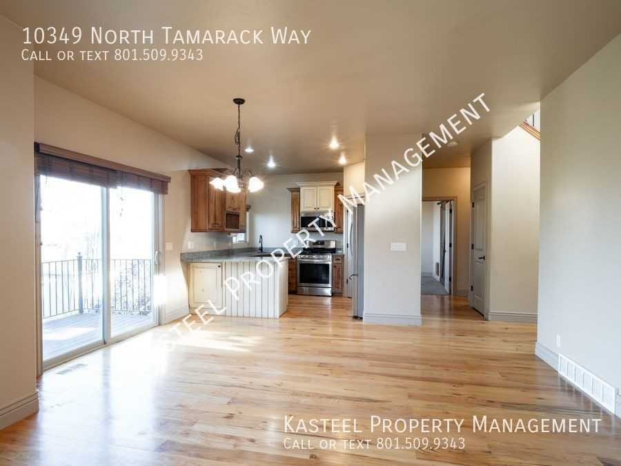 10349 N Tamarack Way - Photo 3 of 28