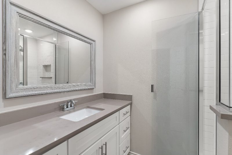 648 Calcutta Dr - Photo 3 of 5