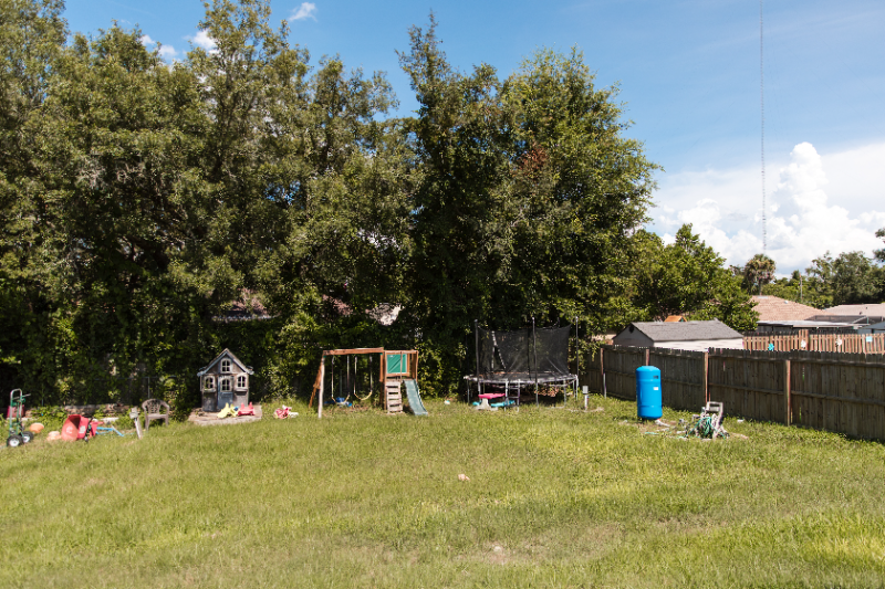 355 Charles Ave - Photo 2 of 20