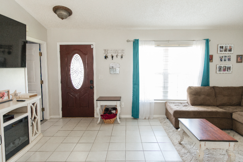 355 Charles Ave - Photo 3 of 20