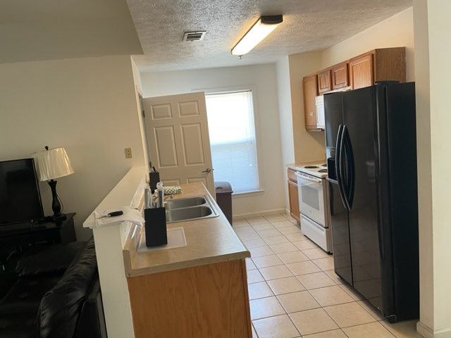 9129 Laird St - Photo 3 of 3