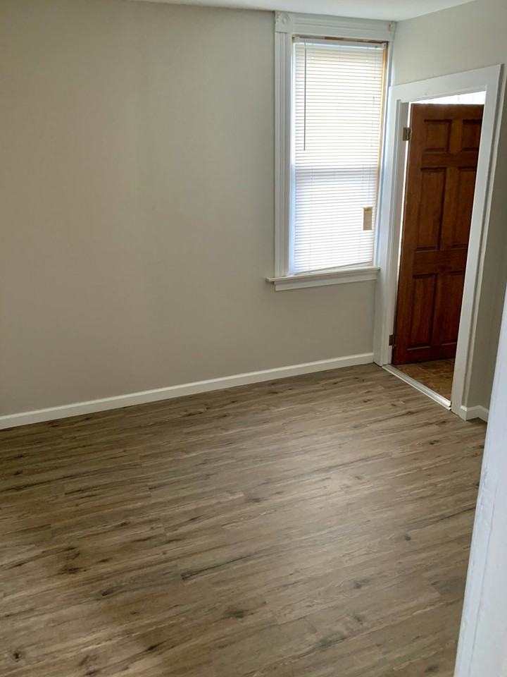 43 Southbound Gratiot Avenue, Unit 2 - Photo 7 of 17