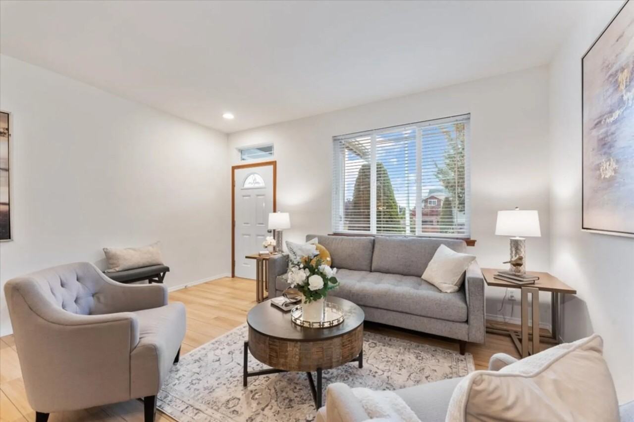 4106 151st St Se - Photo 3 of 26