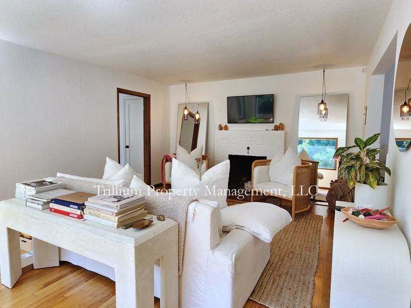 3206 Sw 13th Ave - Photo 6 of 33