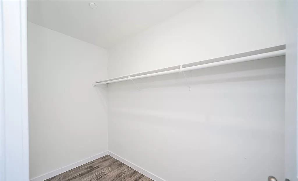 1807 S New Hampshire Ave #1809 - Photo 2 of 10