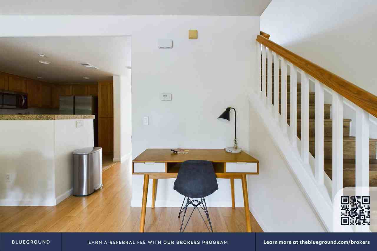 2153 Sonador Commons #1572 - Photo 4 of 28