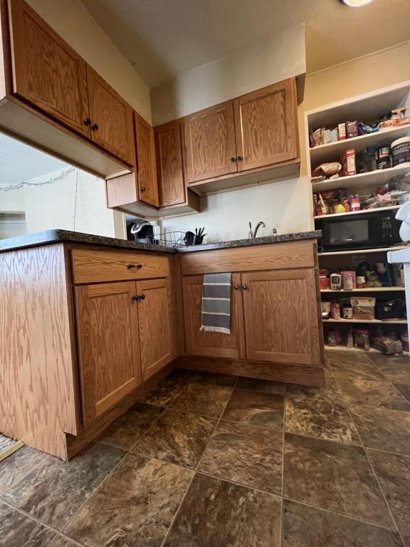 1124A Elmwood Ave - Photo 4 of 11