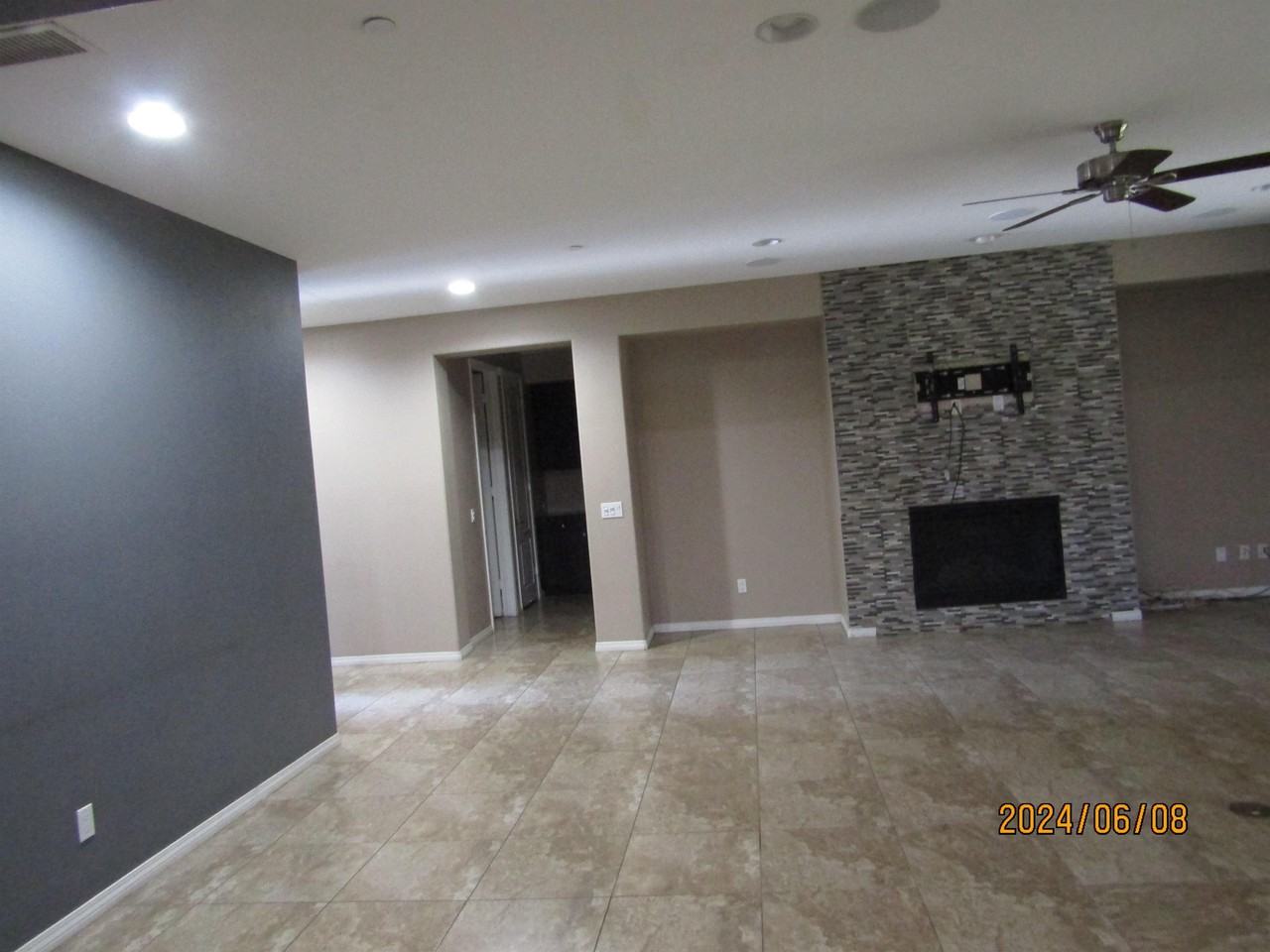 41339 Aerodrome Ave - Photo 3 of 35