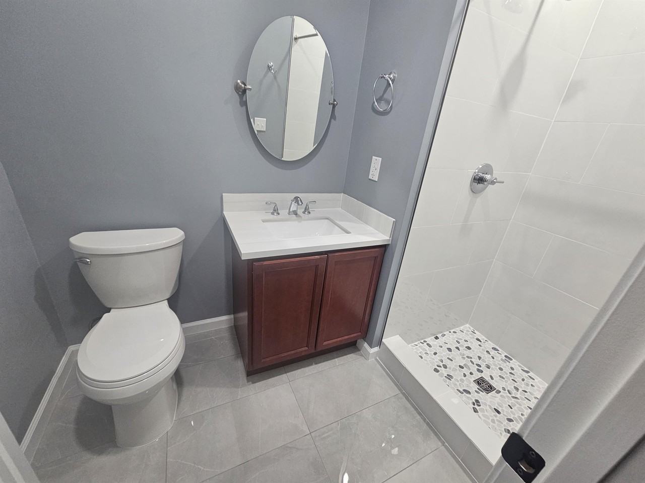 305 Bedfordshire Pl - Photo 3 of 20