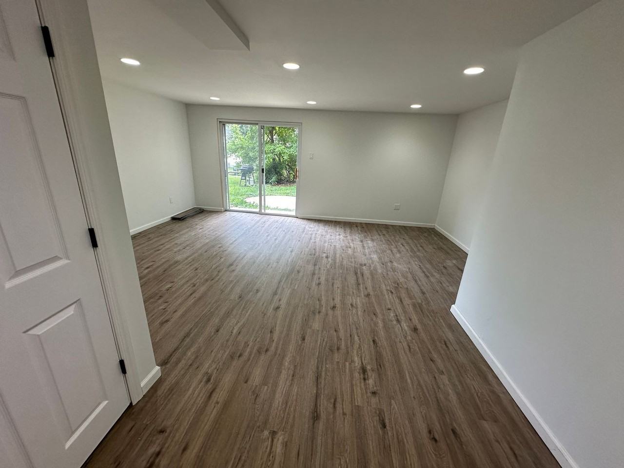 3230 Durham Pl - Photo 2 of 11