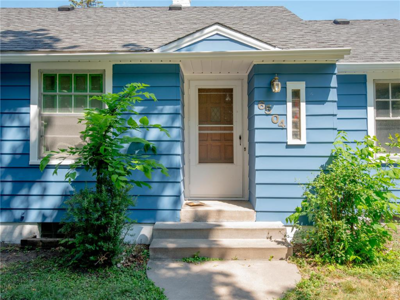 6504 Golden Valley Rd - Photo 2 of 8