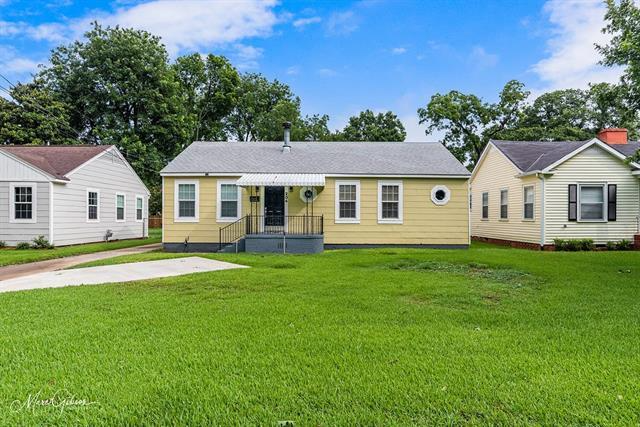 204 Leo Ave - Photo 2 of 20