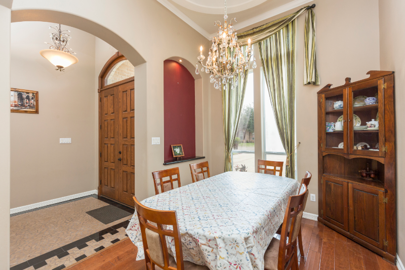 3815 Spicewood Drive - Photo 2 of 20