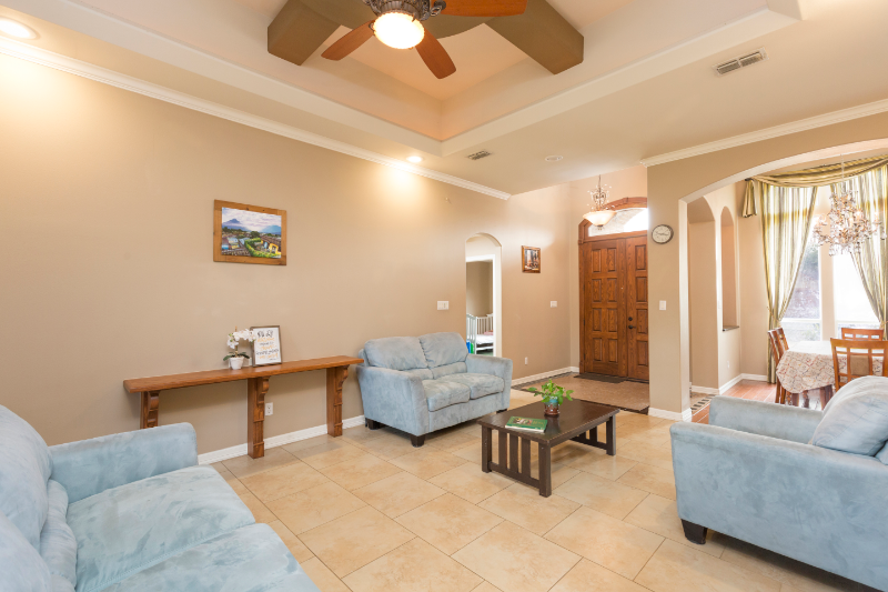 3815 Spicewood Drive - Photo 4 of 20