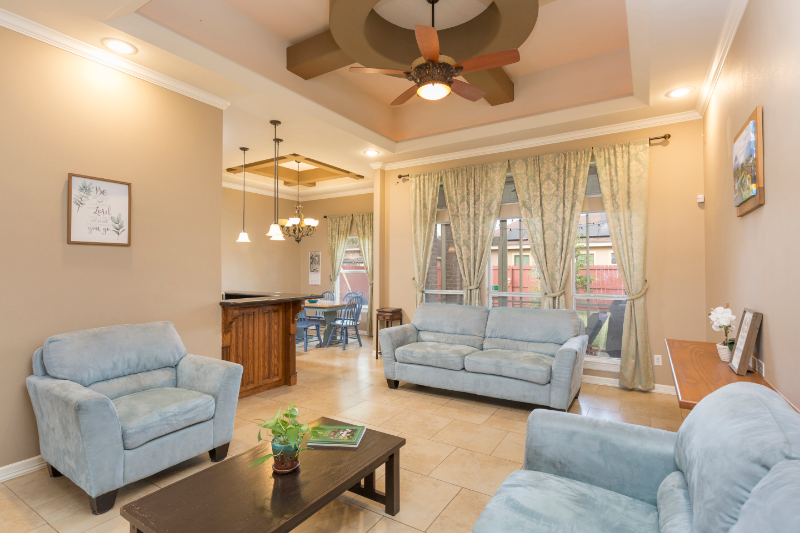 3815 Spicewood Drive - Photo 5 of 20