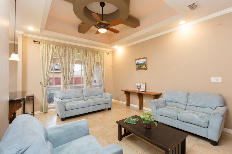 3815 Spicewood Drive - Photo 6 of 20