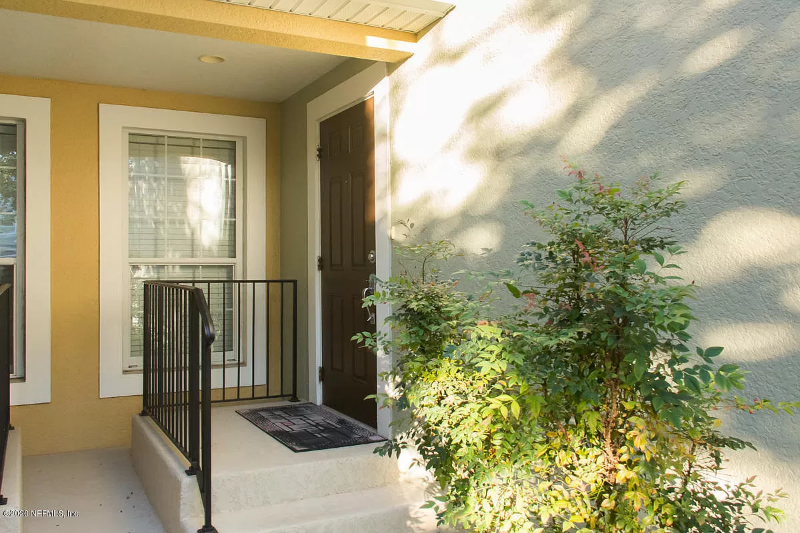 6609 Shaded Rock Ct - Photo 2 of 17