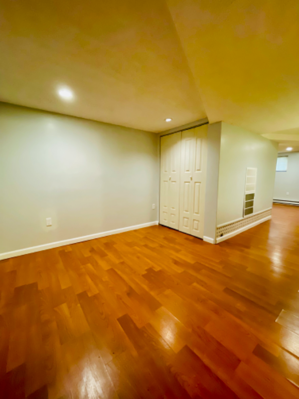 341 Bryant Street Northeast - Photo 7 of 20