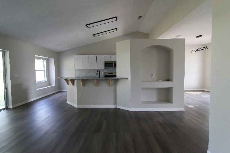 959 Pine Walk Ct Ne - Photo 5 of 20