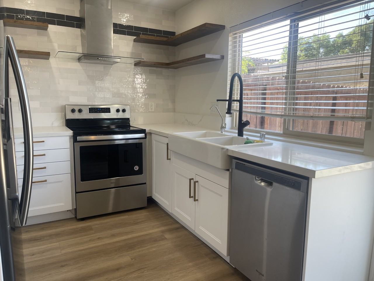 5200 Dover Dr #0 - Photo 2 of 14