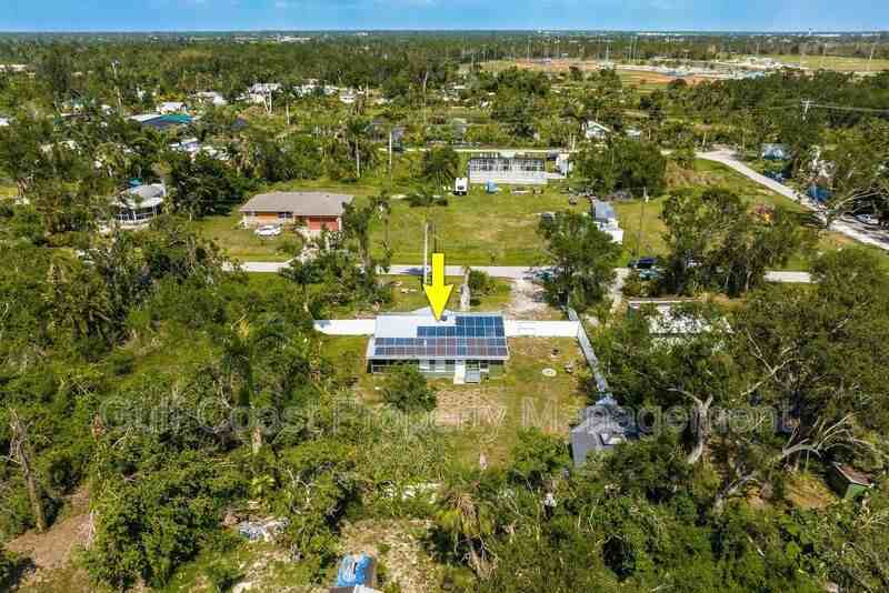 6417 Scott St - Photo 6 of 36