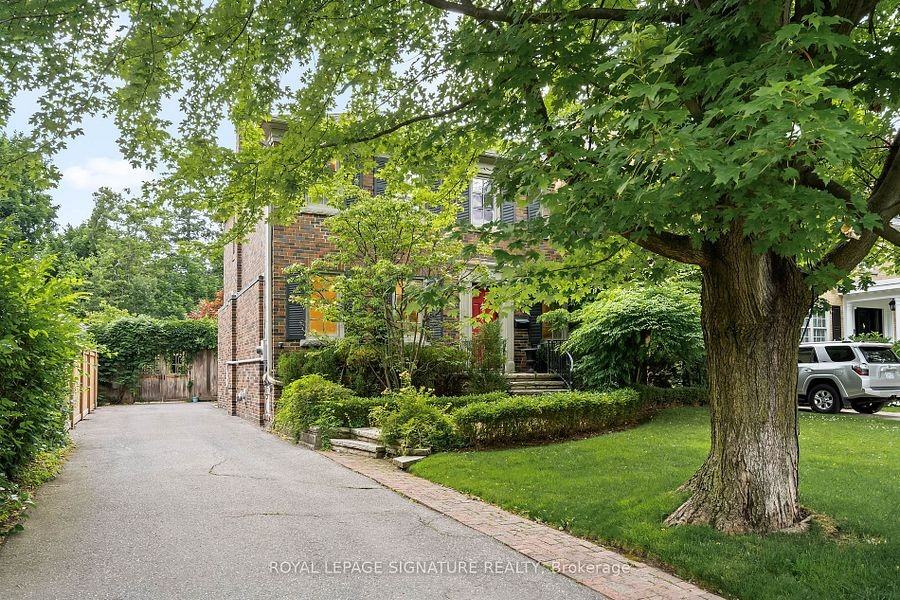 26 Buckingham Avenue - Photo 2 of 22