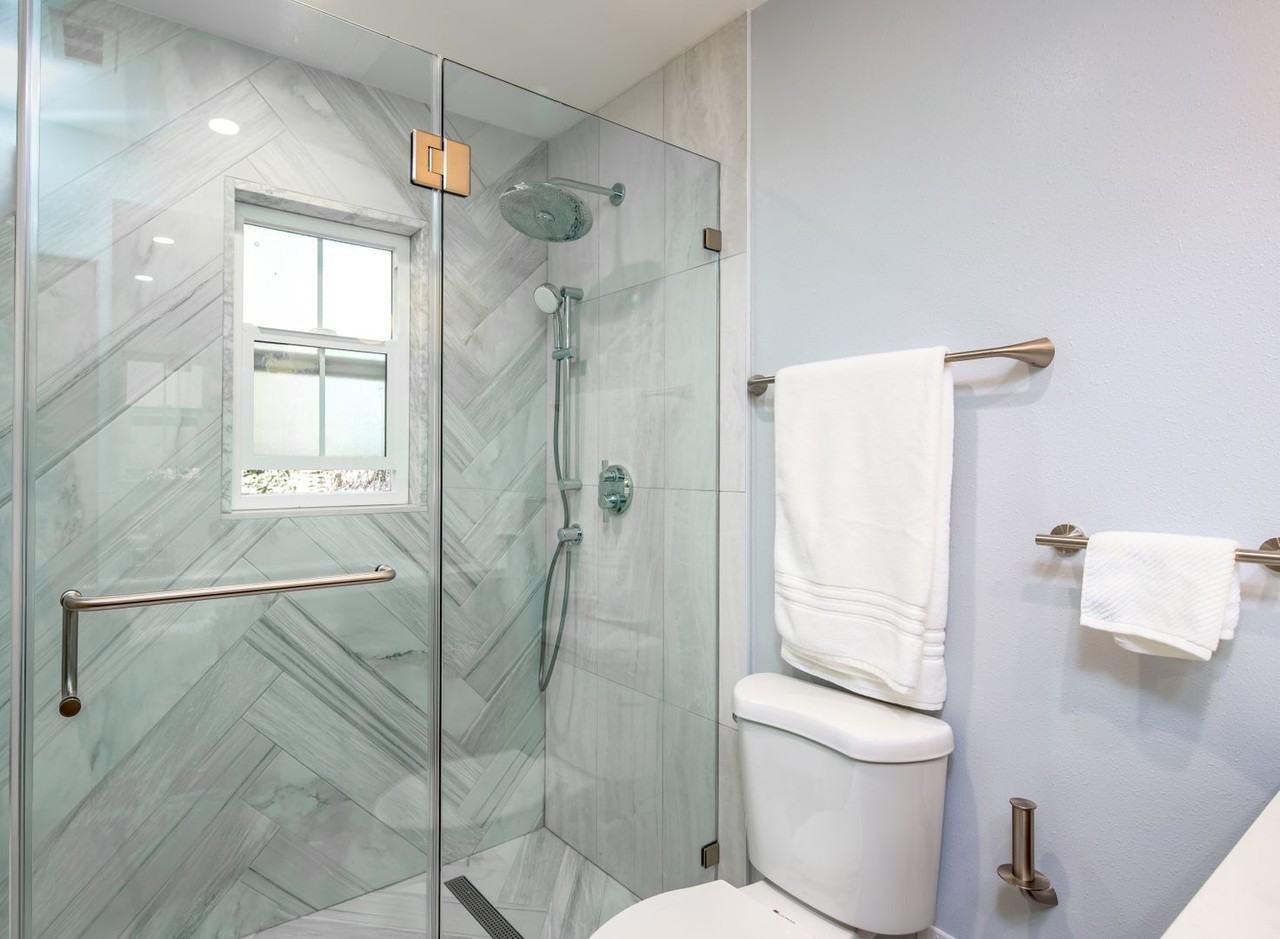 253 Junipero Serra Dr - Photo 3 of 25