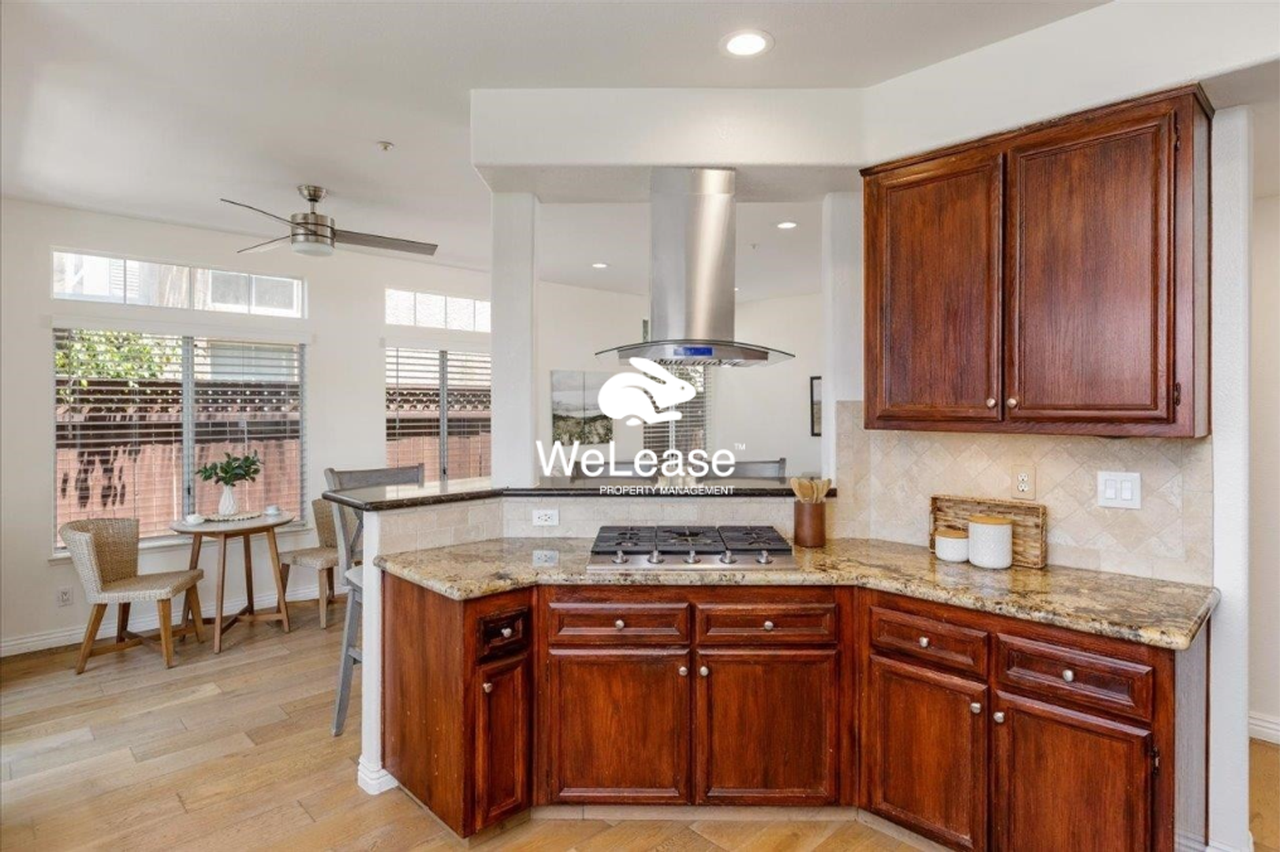 2292 Rock Crest Gln - Photo 3 of 43