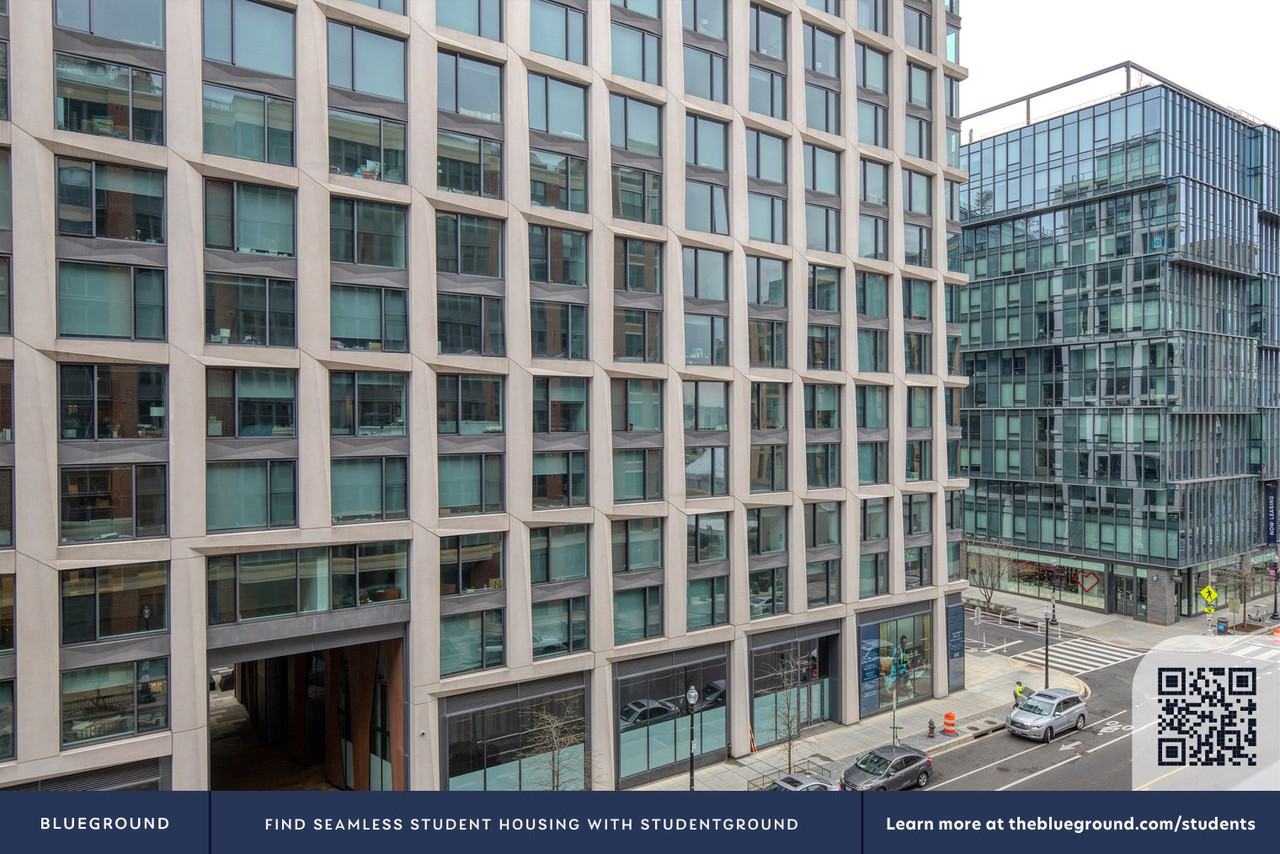 70 I Street Southeast - Photo 6 of 34