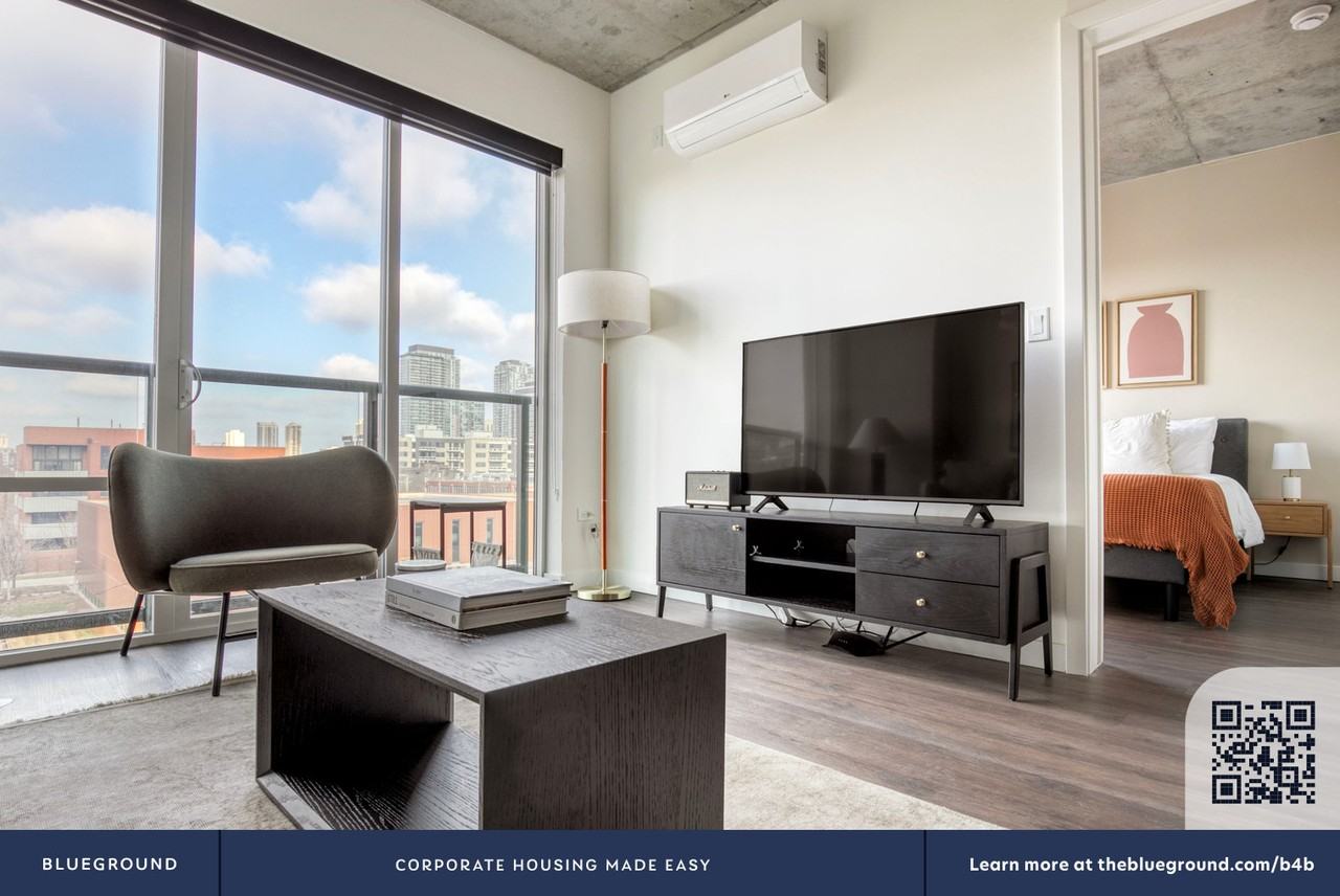 751 North Hudson Avenue - Photo 6 of 98