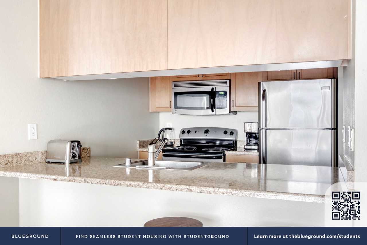 1011 East Terrace Street - Photo 7 of 35