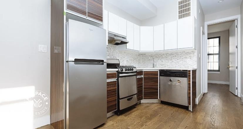 653 Knickerbocker Avenue #3L