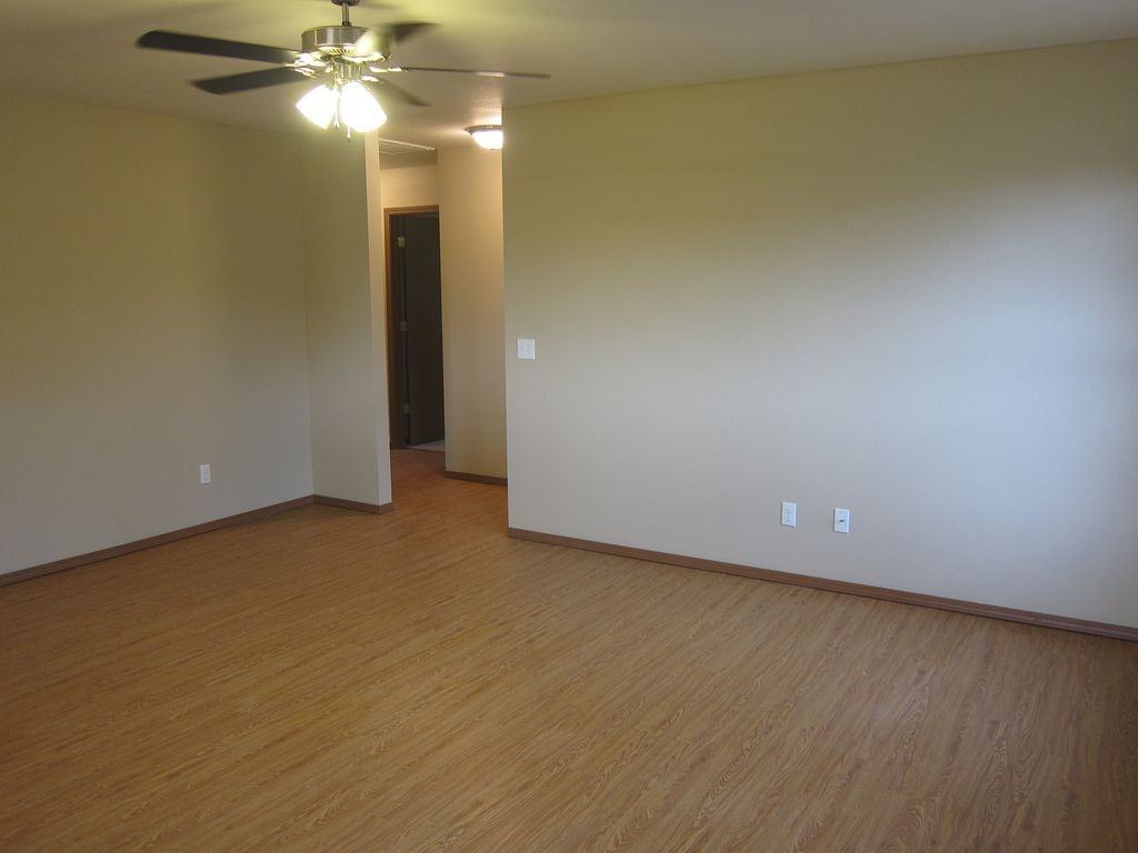 143 Foxglove St #NA - Photo 2 of 14