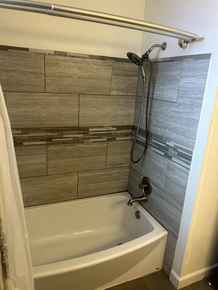 315 E Cedar St #NA - Photo 7 of 20