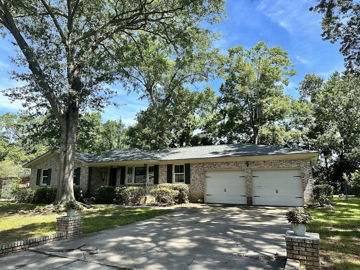 2204 N Dallerton Cir #NA - Photo 3 of 50