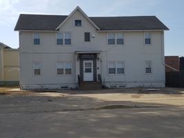 featured image of 104 1st St Sw