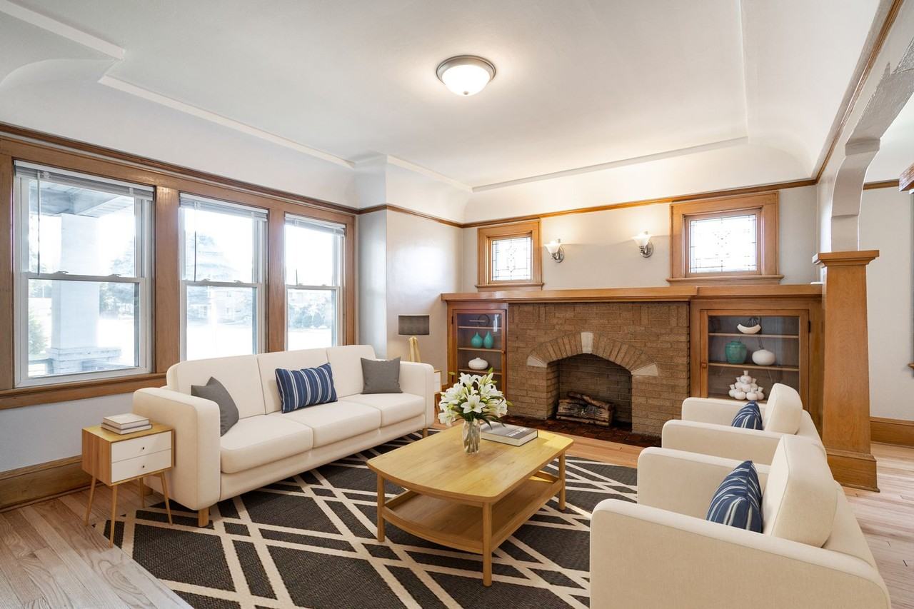 2247 S 82nd St - Photo 2 of 20